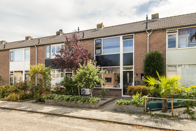 Anna van Burenstraat 6