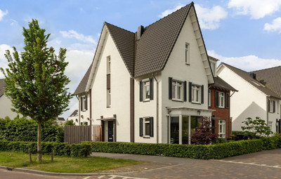 Hagesteinse. 86