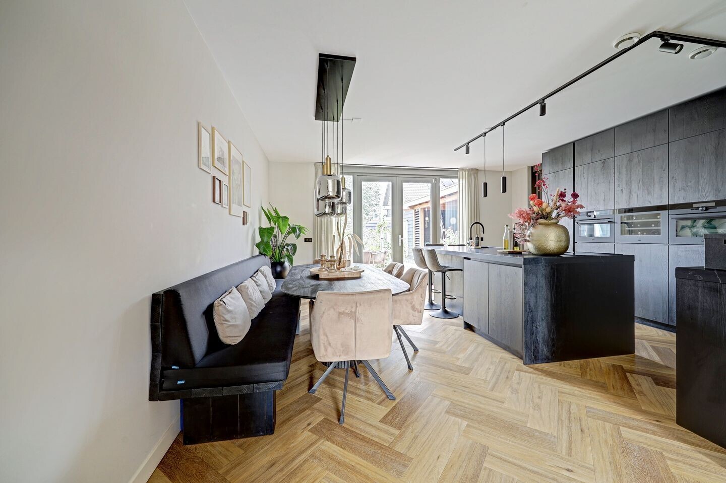 Twee-onder-één-kap te koop: Lekstraat 107, Hoef En Haag