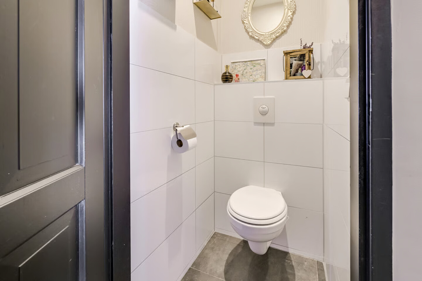 Tussenwoning te koop: Lijsterbeslaan 42, Lexmond