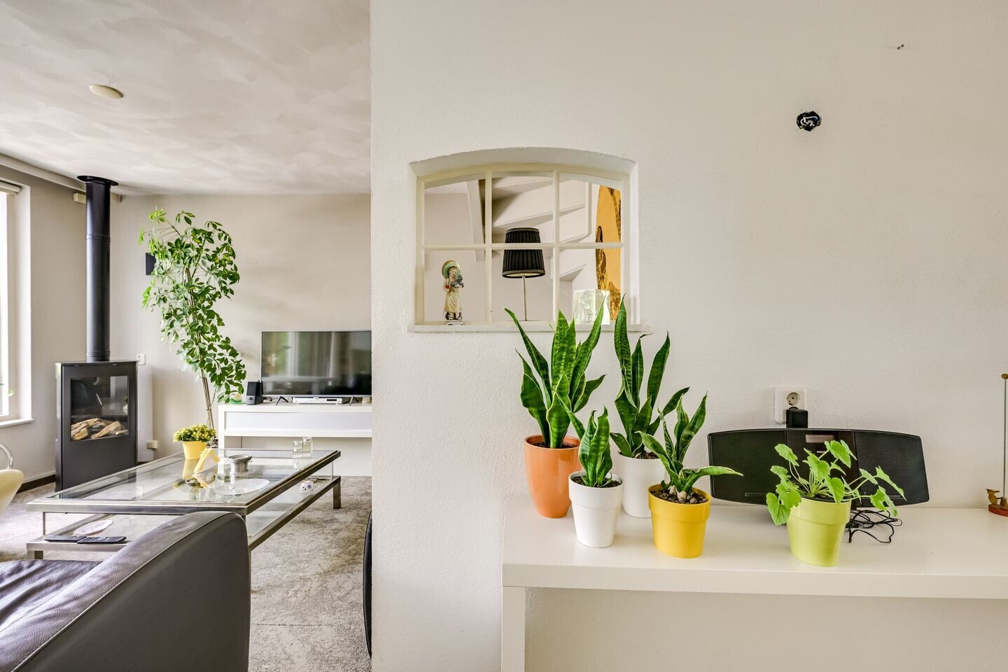 Tussenwoning te koop: Goudenregenstraat 60, Vianen
