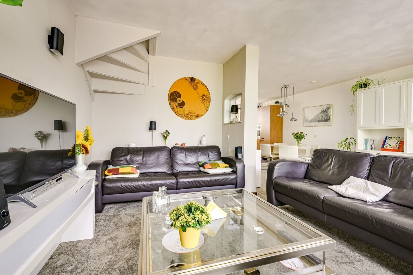 Tussenwoning te koop: Goudenregenstraat 60, Vianen