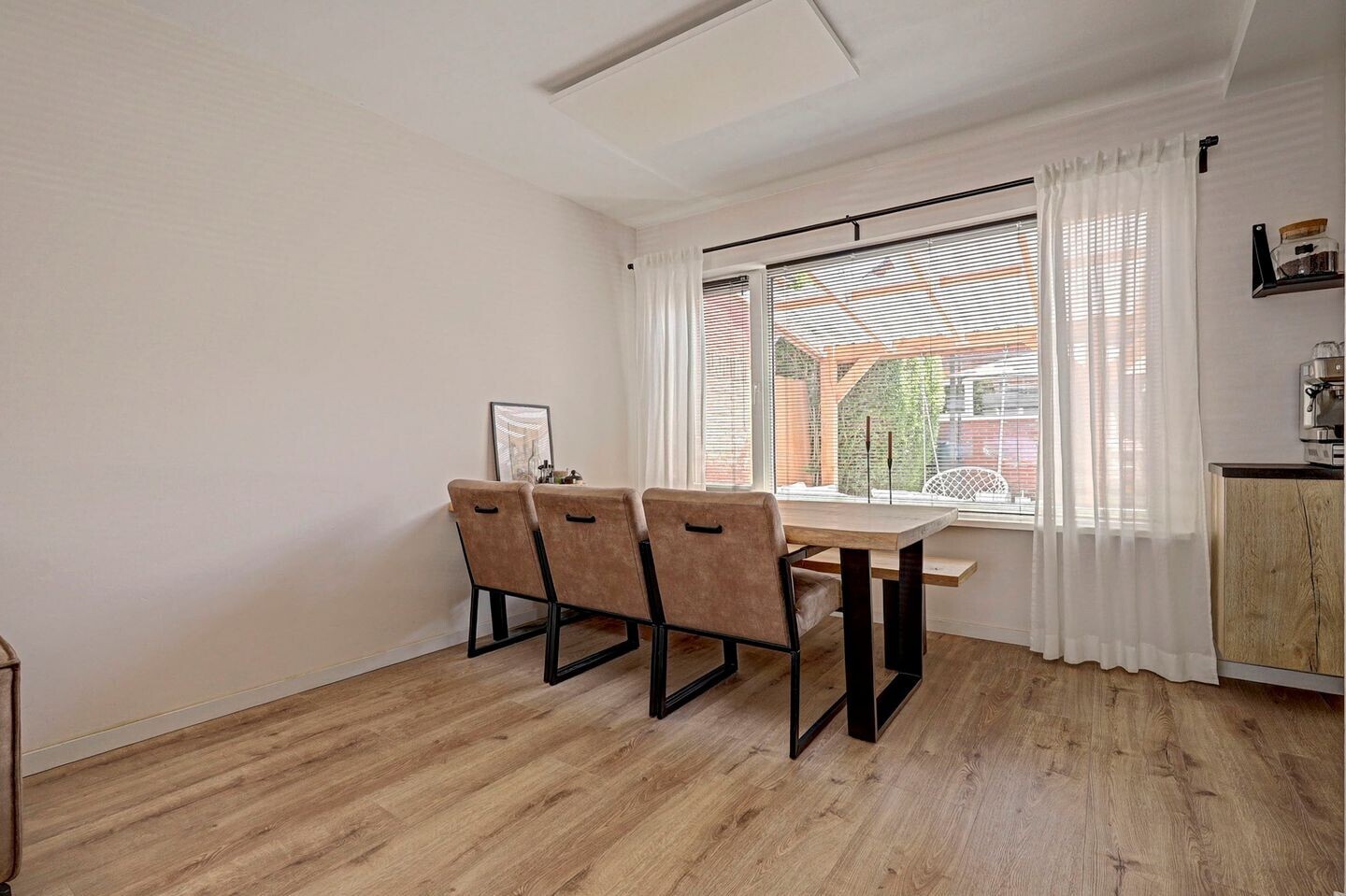 Tussenwoning te koop: Hoekenstraat 39, Vianen