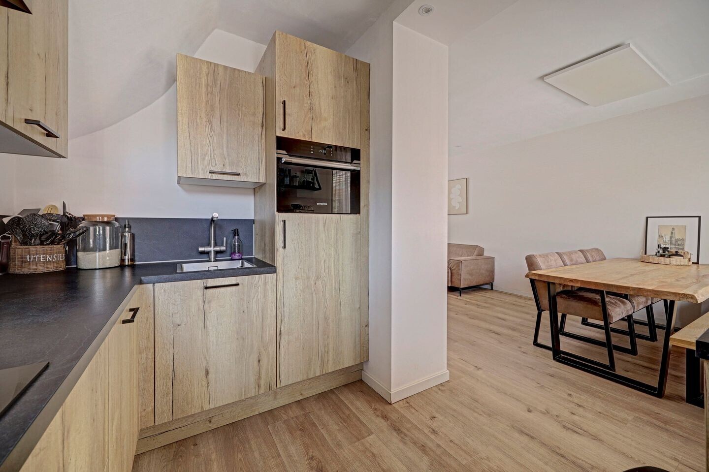 Tussenwoning te koop: Hoekenstraat 39, Vianen