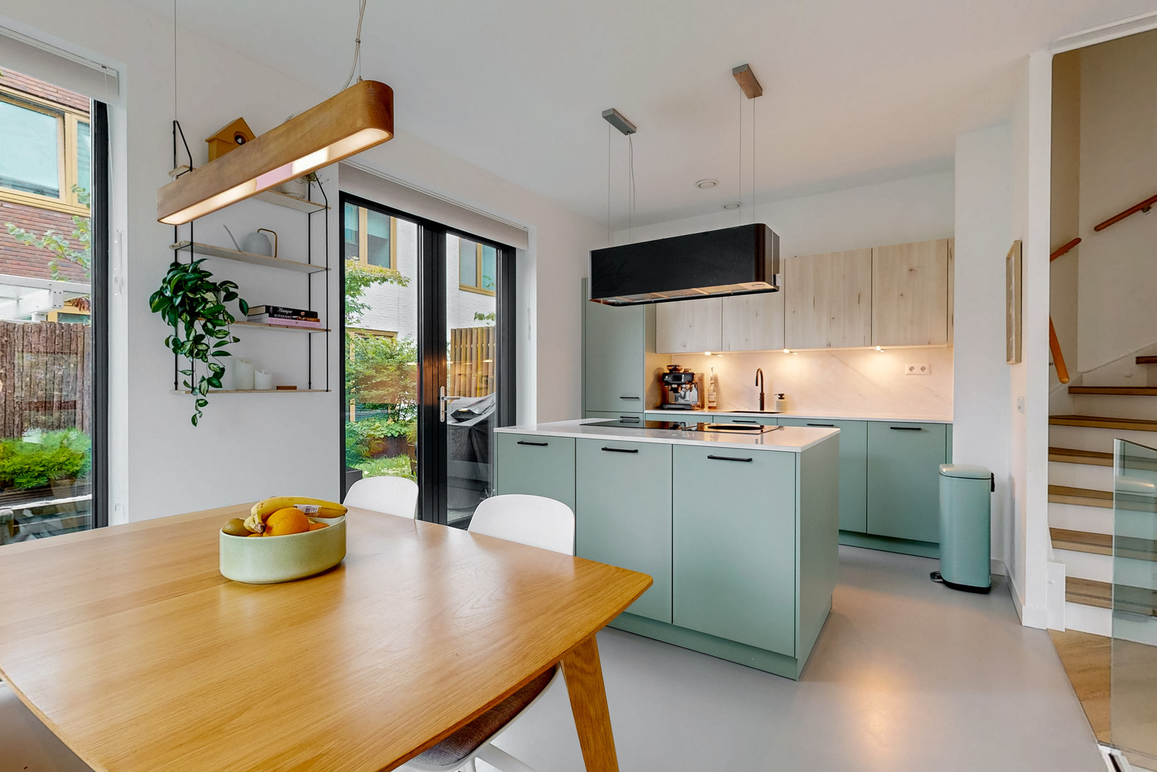 Hoekwoning te koop: Sluiseiland-Zuid 45, Vianen