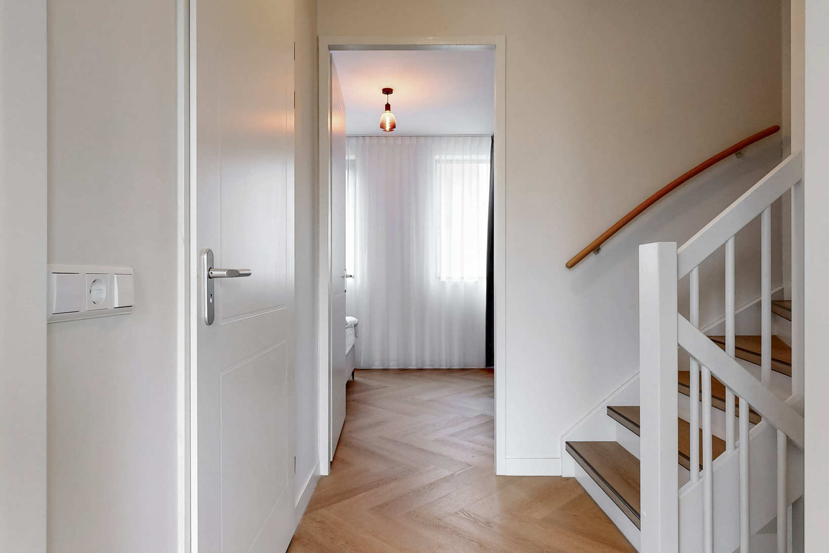 Hoekwoning te koop: Sluiseiland-Zuid 45, Vianen