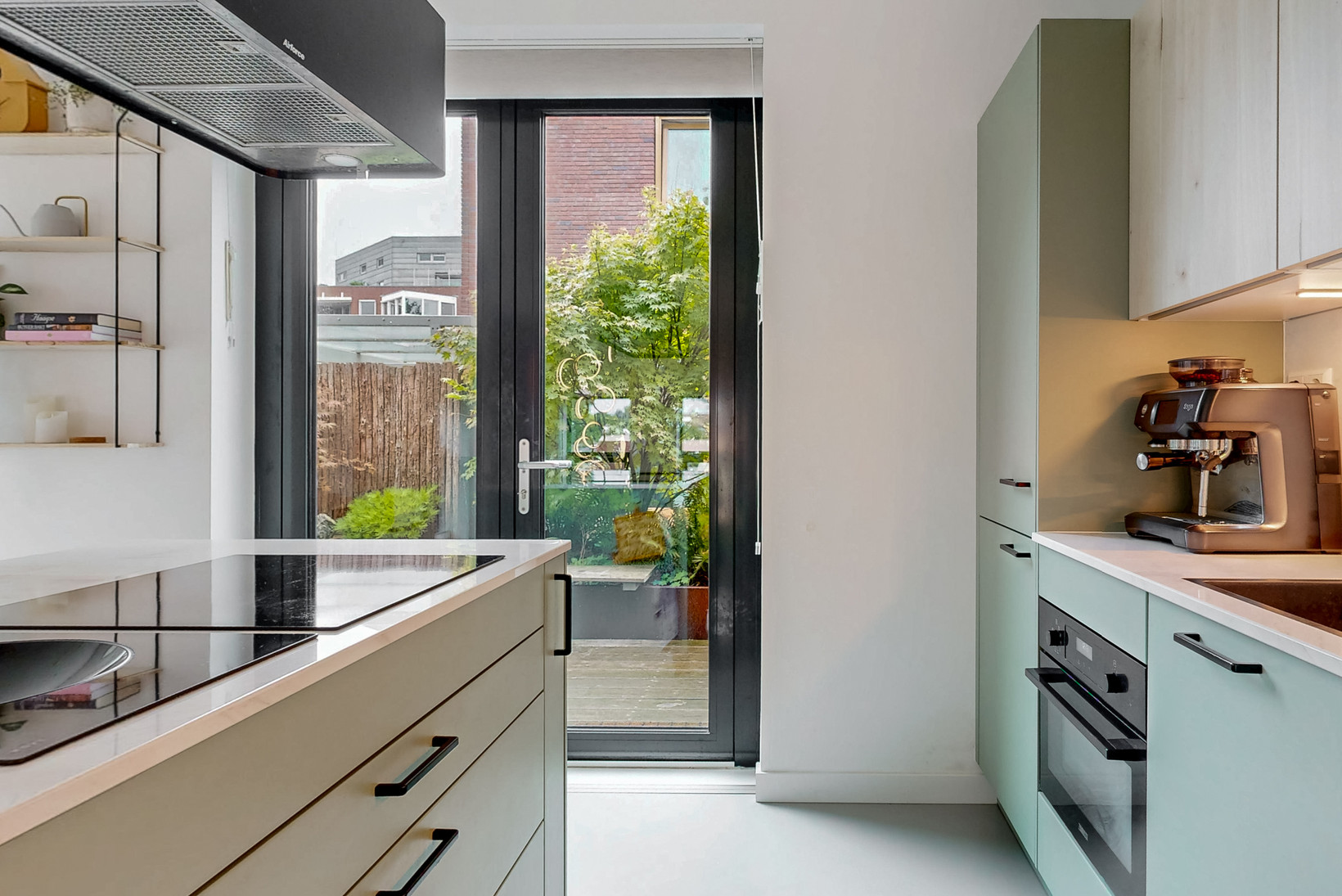 Hoekwoning te koop: Sluiseiland-Zuid 45, Vianen