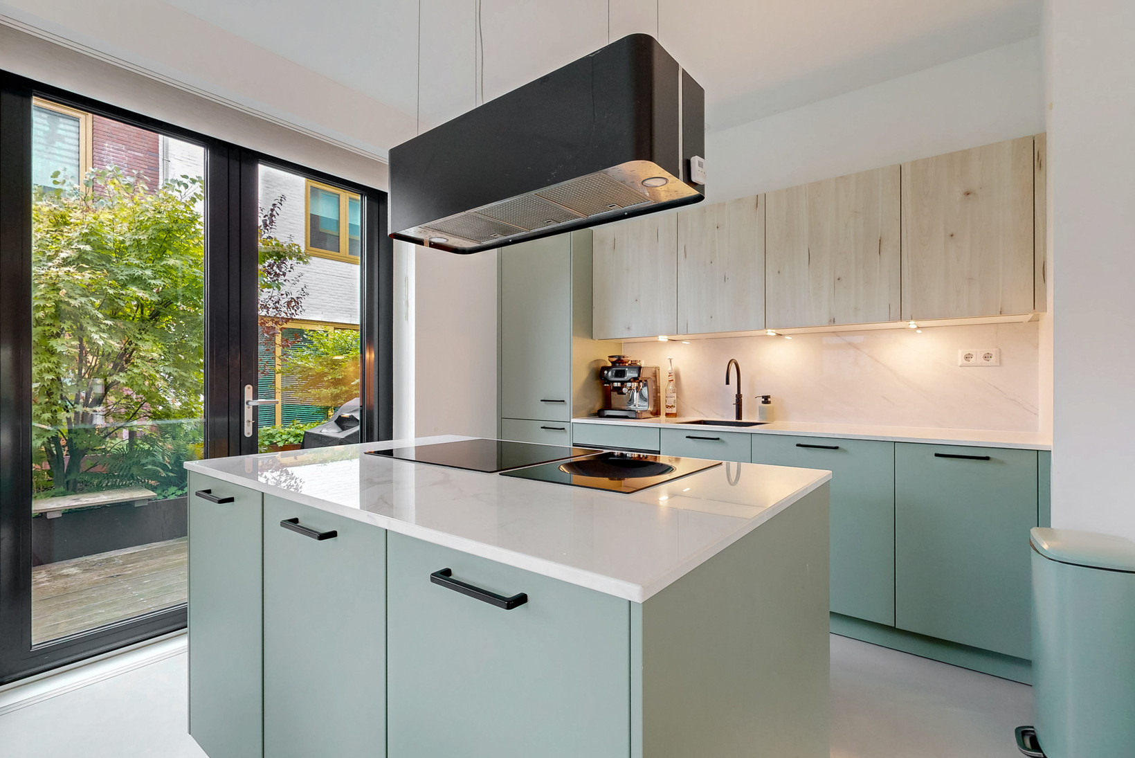 Hoekwoning te koop: Sluiseiland-Zuid 45, Vianen