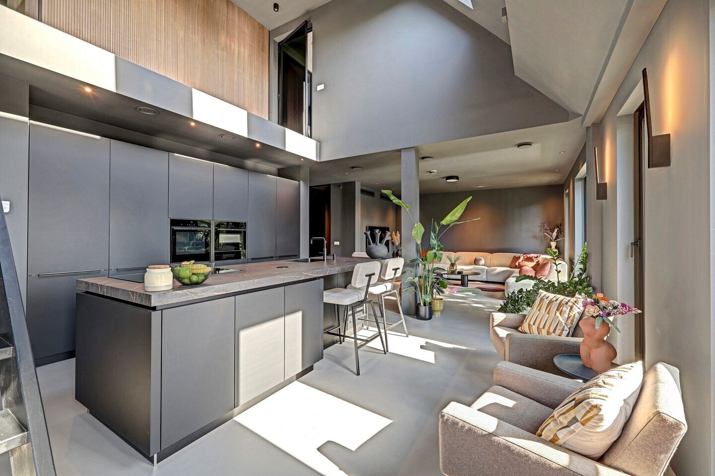 Appartement te koop: Sluiseiland-Zuid 56, Vianen