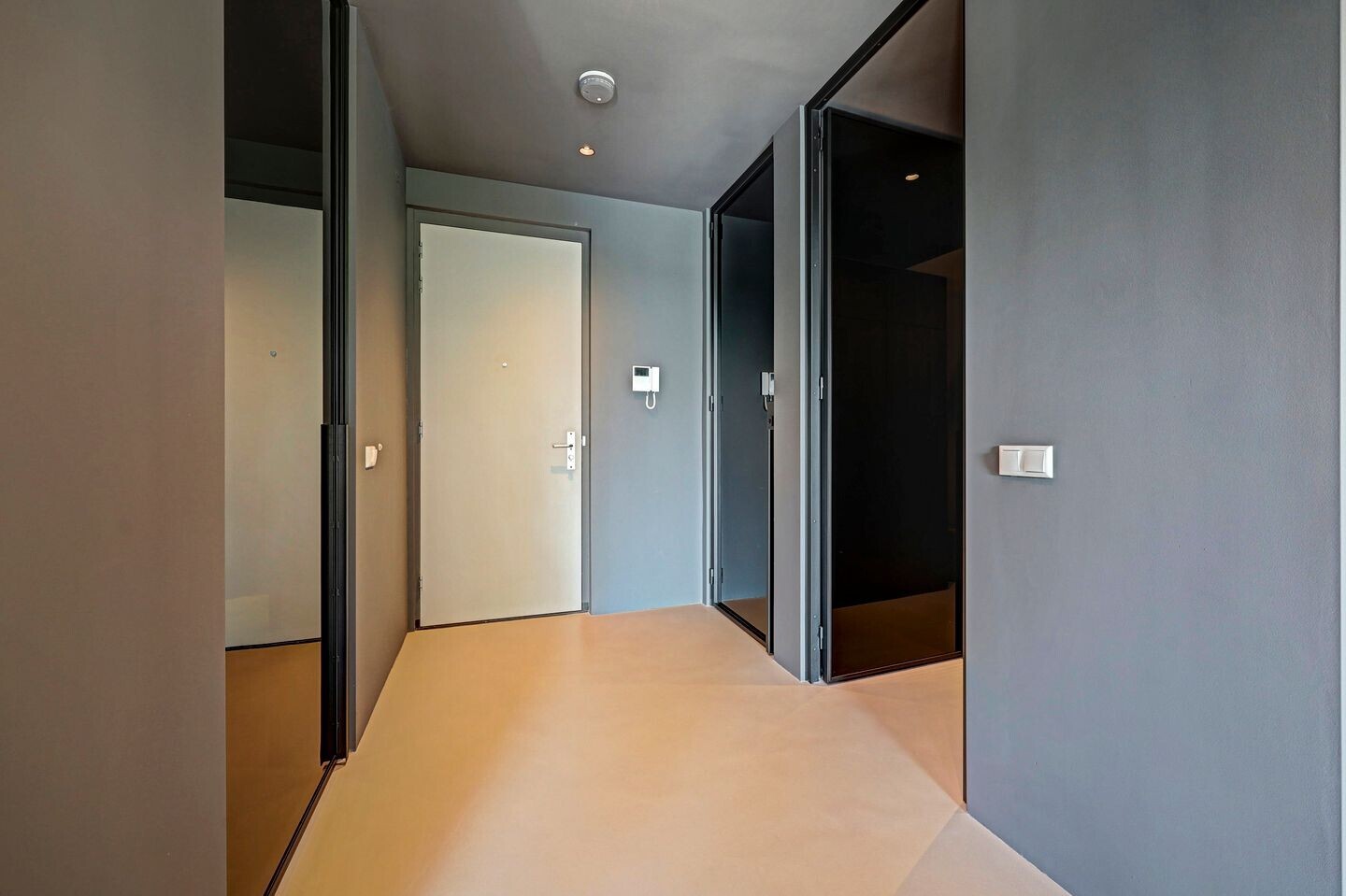 Appartement te koop: Sluiseiland-Zuid 56, Vianen