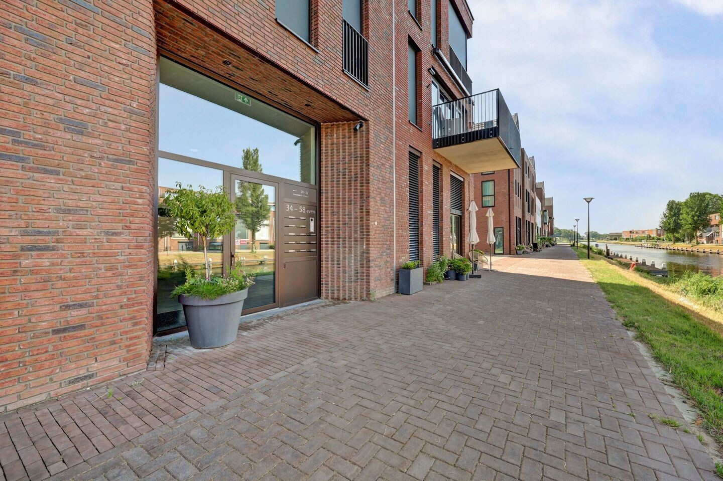 Appartement te koop: Sluiseiland-Zuid 56, Vianen