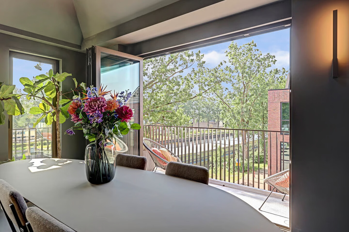 Appartement te koop: Sluiseiland-Zuid 56, Vianen