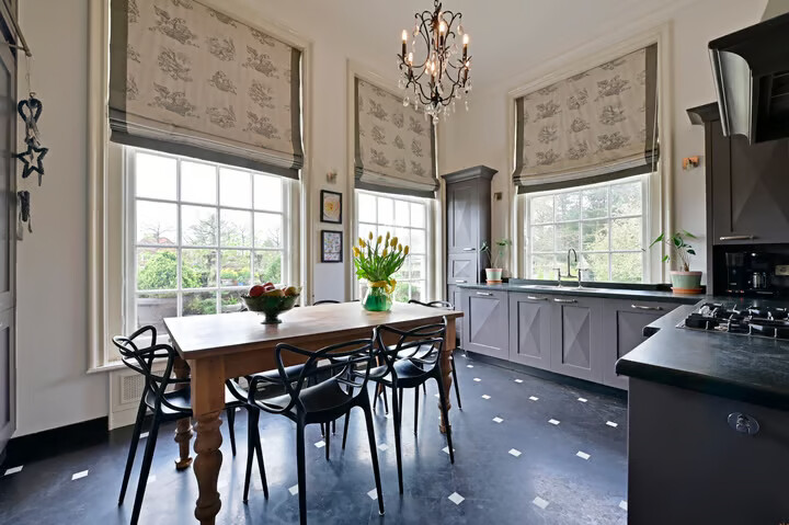 Vrijstaande woning te koop: Molenstraat 55, Vianen