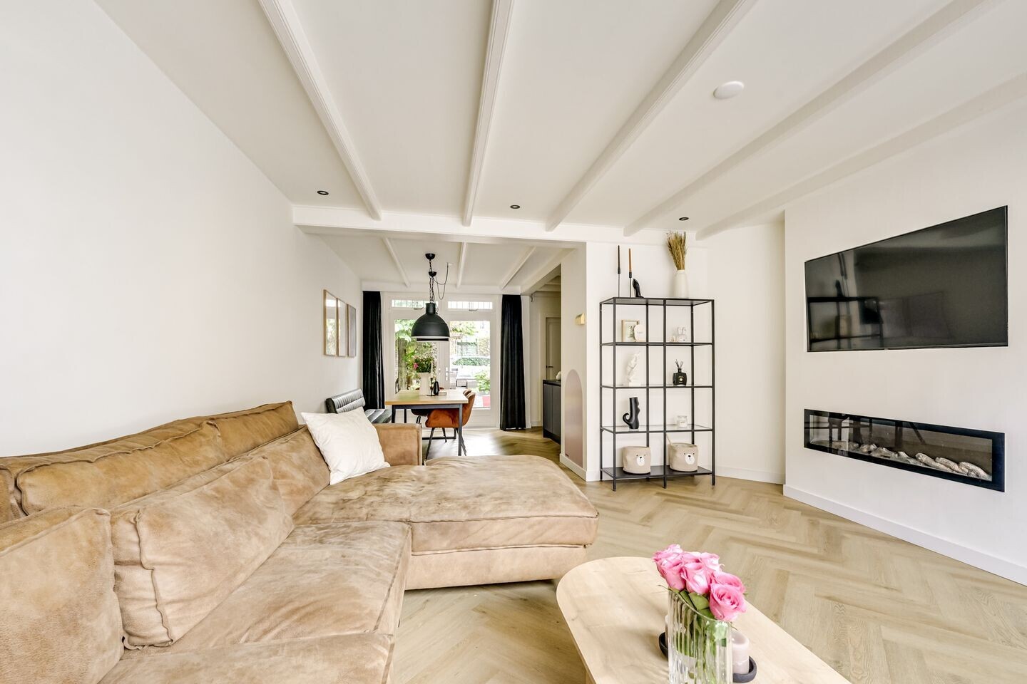 Tussenwoning te koop: Brederodestraat 32, Vianen