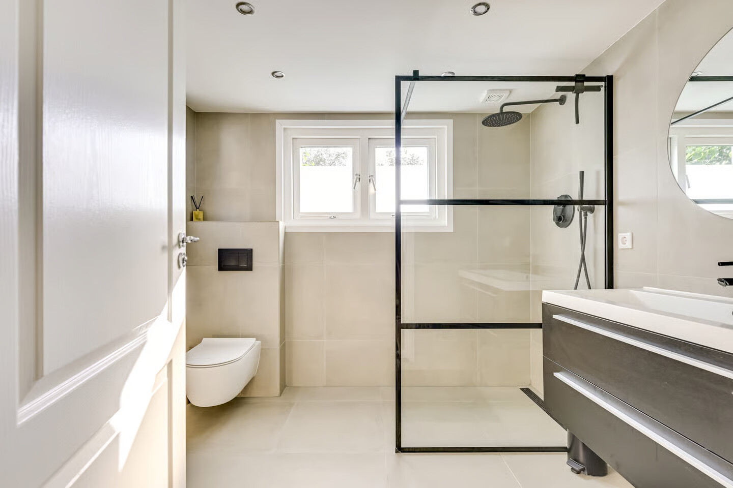 Tussenwoning te koop: Brederodestraat 32, Vianen