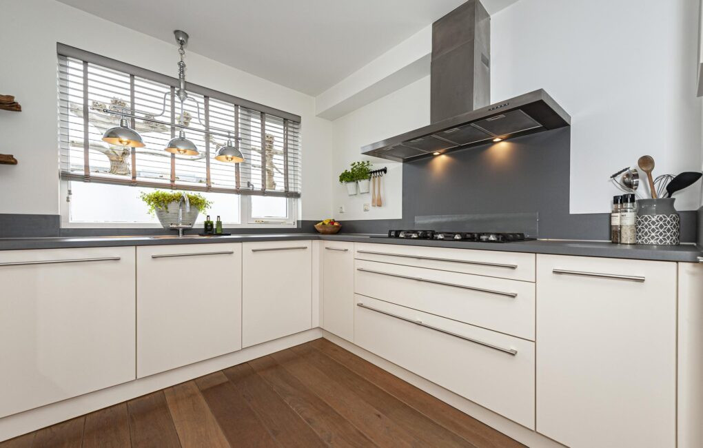 Tussenwoning te koop: Amaliastein 58, Vianen