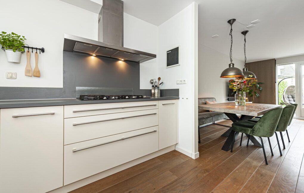 Tussenwoning te koop: Amaliastein 58, Vianen