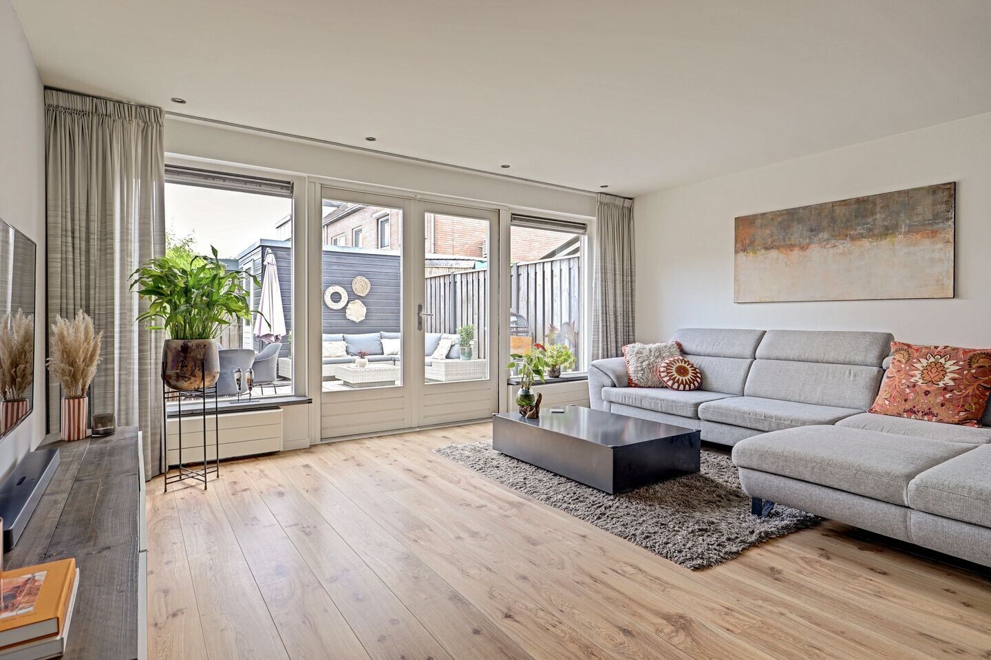 Tussenwoning te koop: Philippote van der Marckstraat 35, Vianen