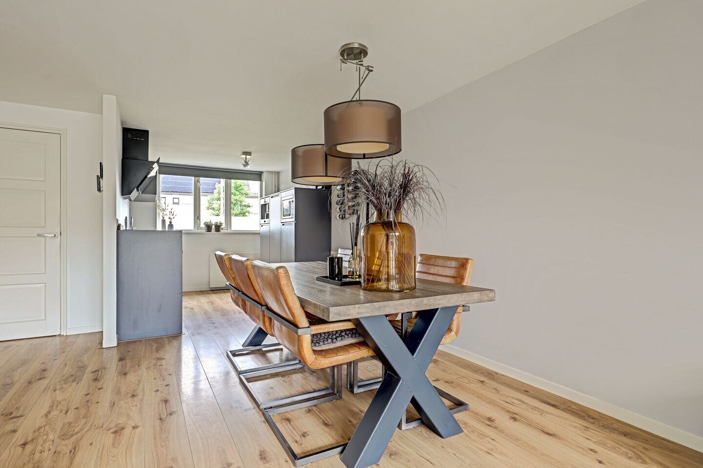 Tussenwoning te koop: Philippote van der Marckstraat 35, Vianen
