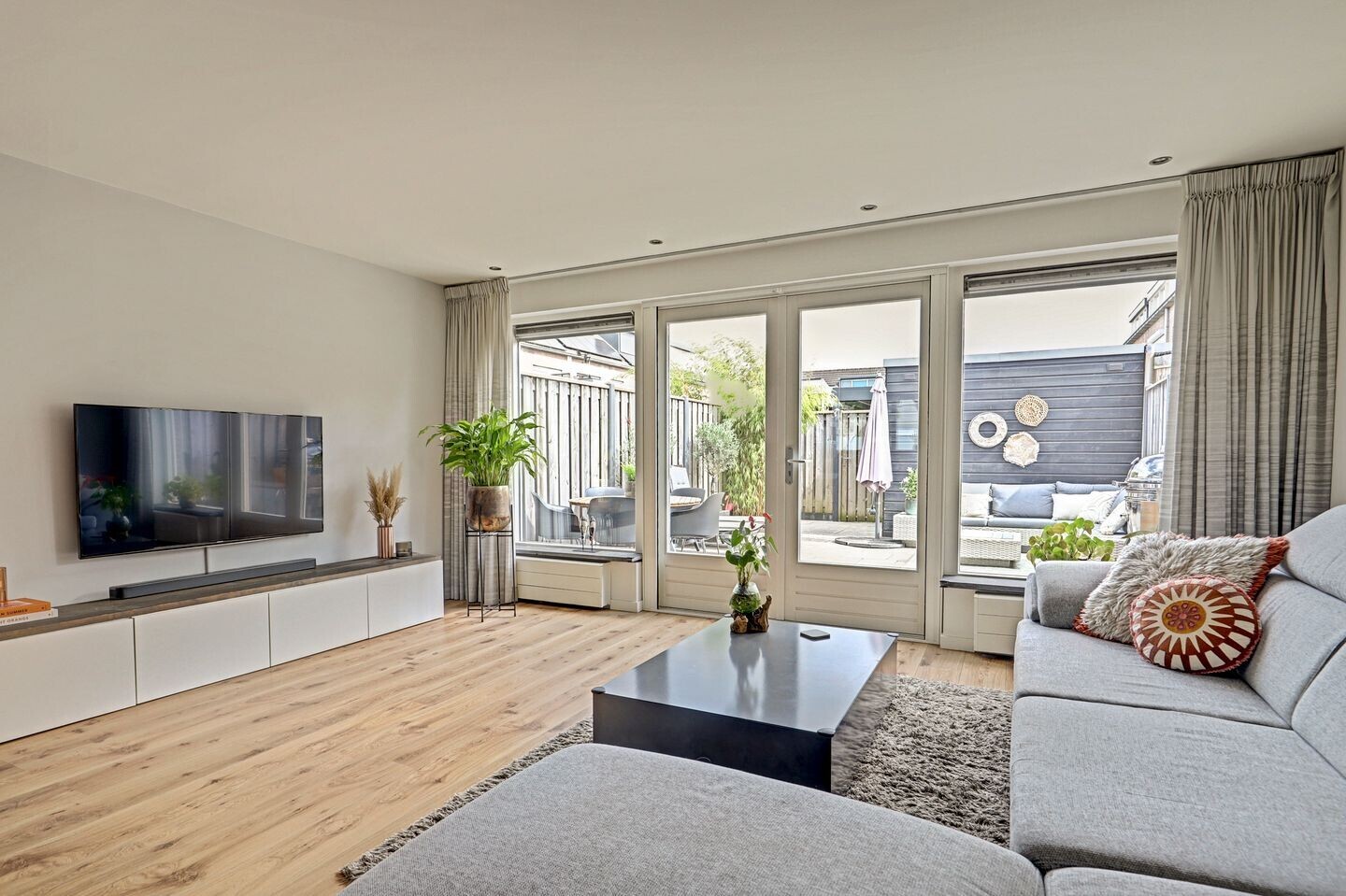 Tussenwoning te koop: Philippote van der Marckstraat 35, Vianen