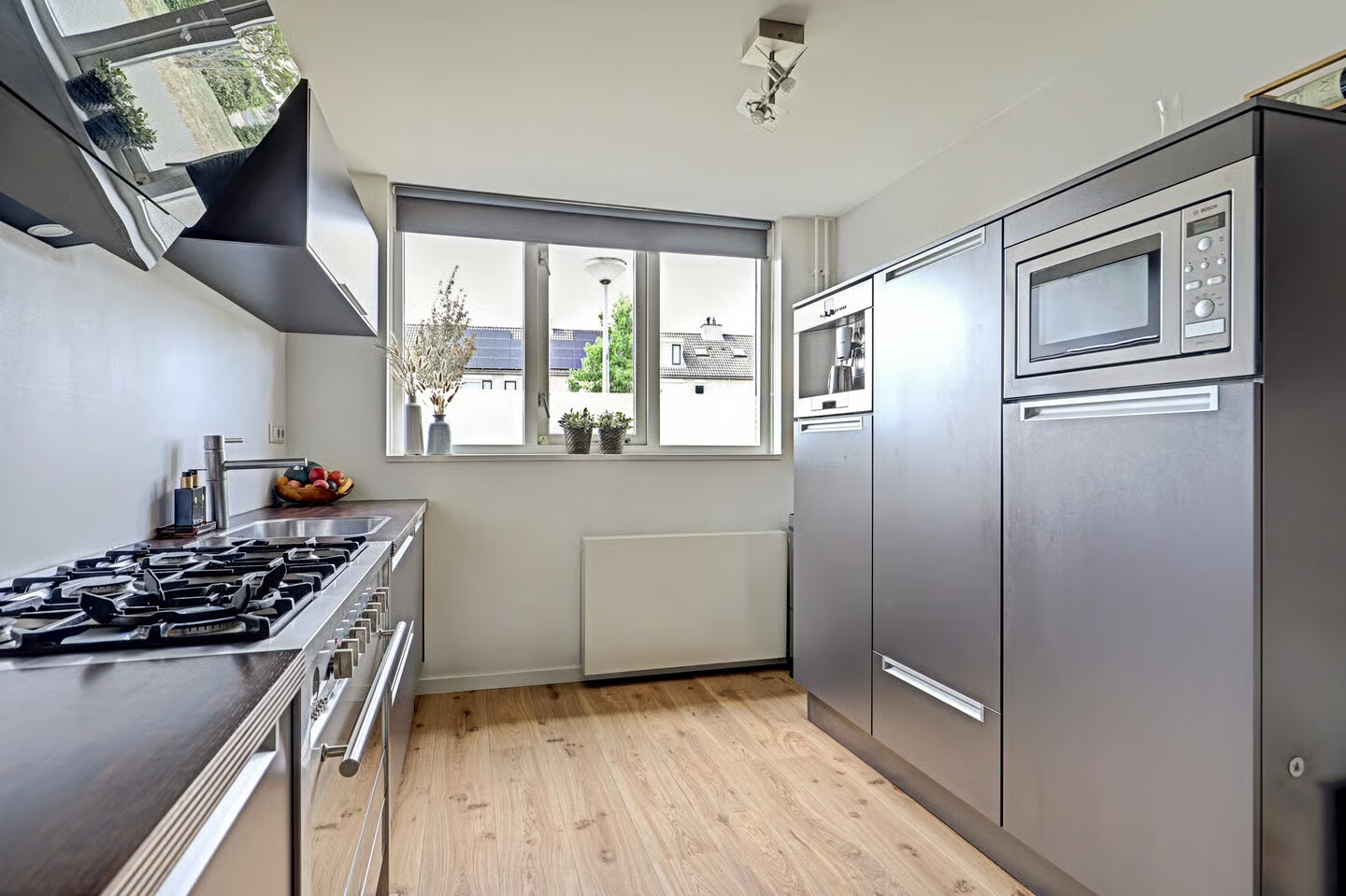 Tussenwoning te koop: Philippote van der Marckstraat 35, Vianen