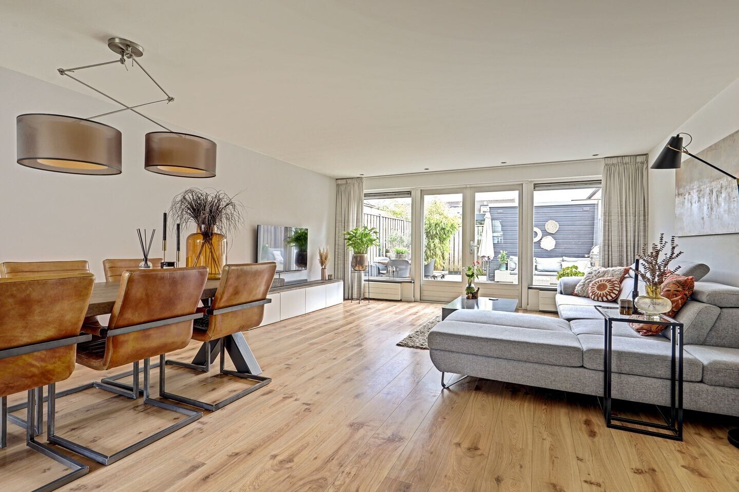 Tussenwoning te koop: Philippote van der Marckstraat 35, Vianen