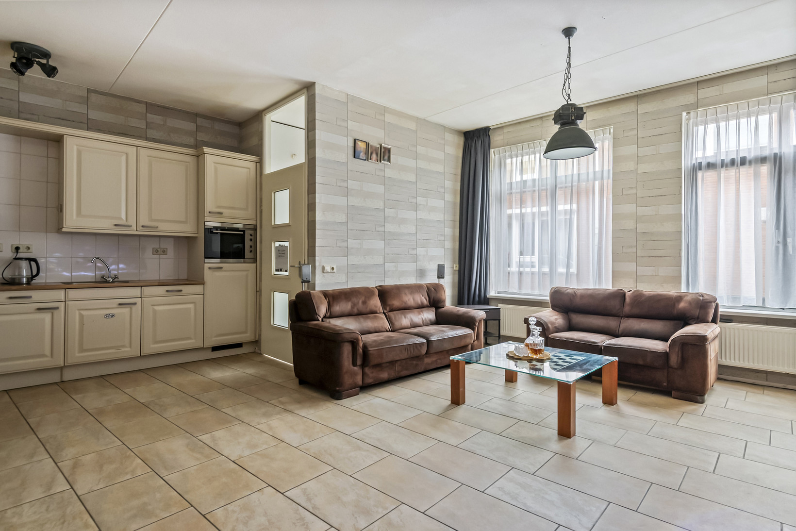 Tussenwoning te koop: Bergstraat 7, Leerdam