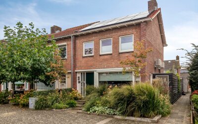 Hendrik van Nassaustraat 21