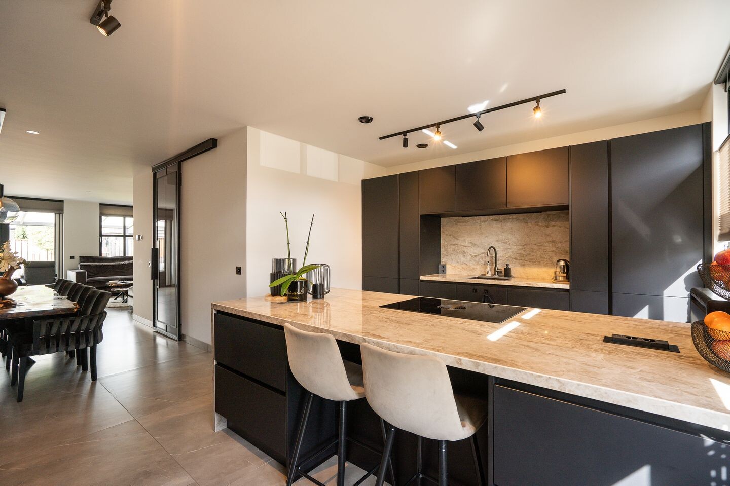 Tussenwoning te koop: Keierskant 7, Leerdam