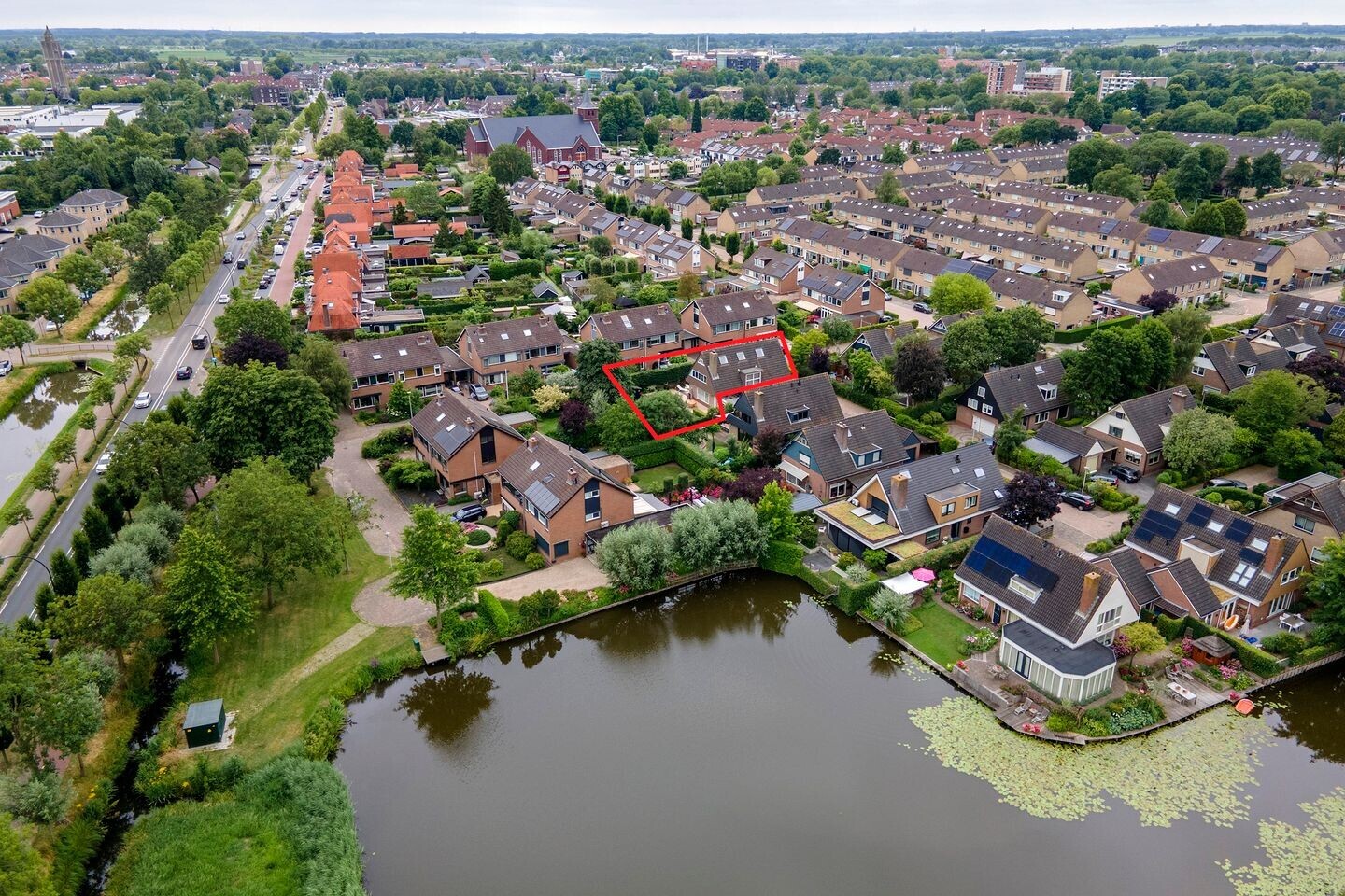 Twee-onder-één-kap te koop: Boeylaan 13, Leerdam