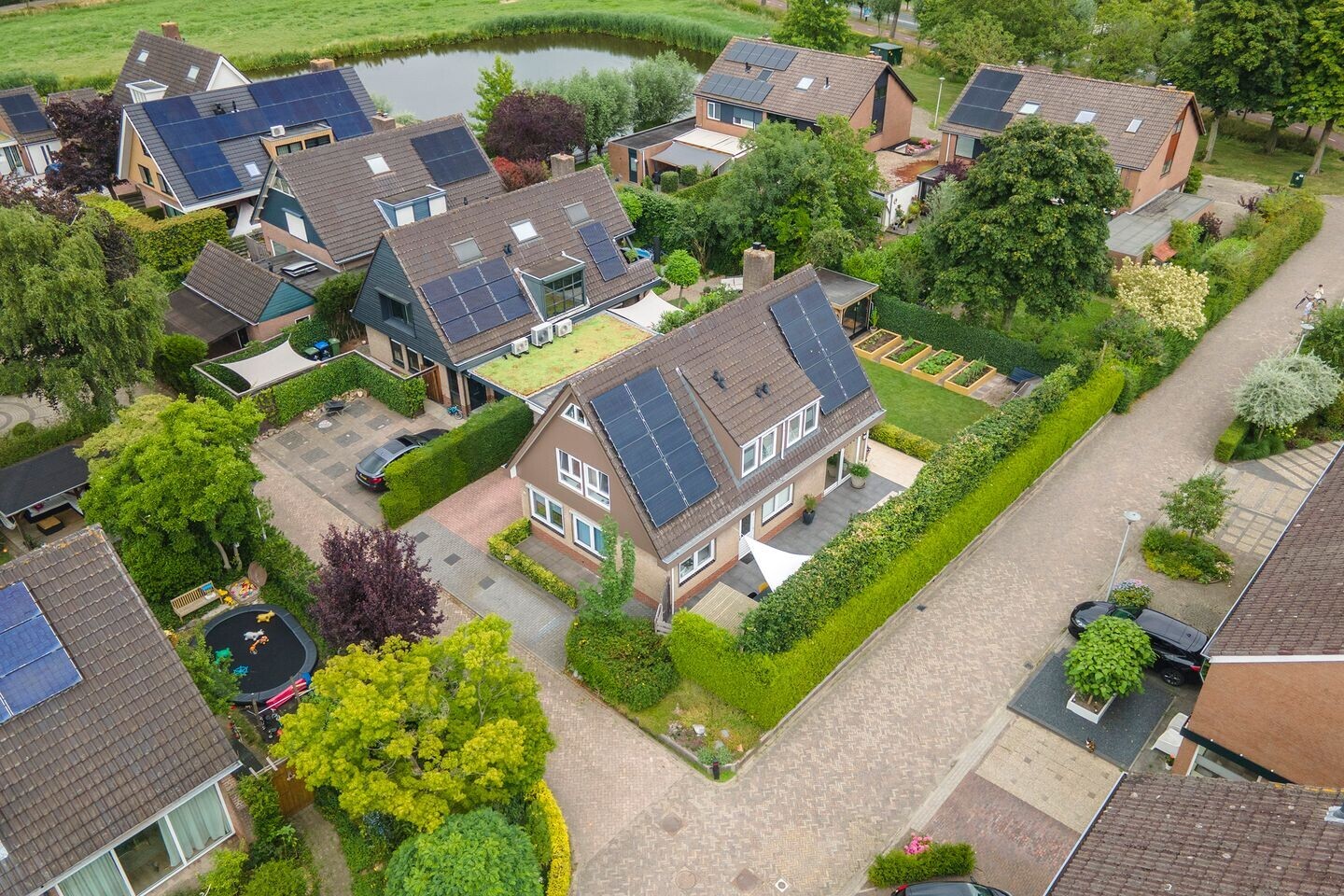 Twee-onder-één-kap te koop: Boeylaan 13, Leerdam