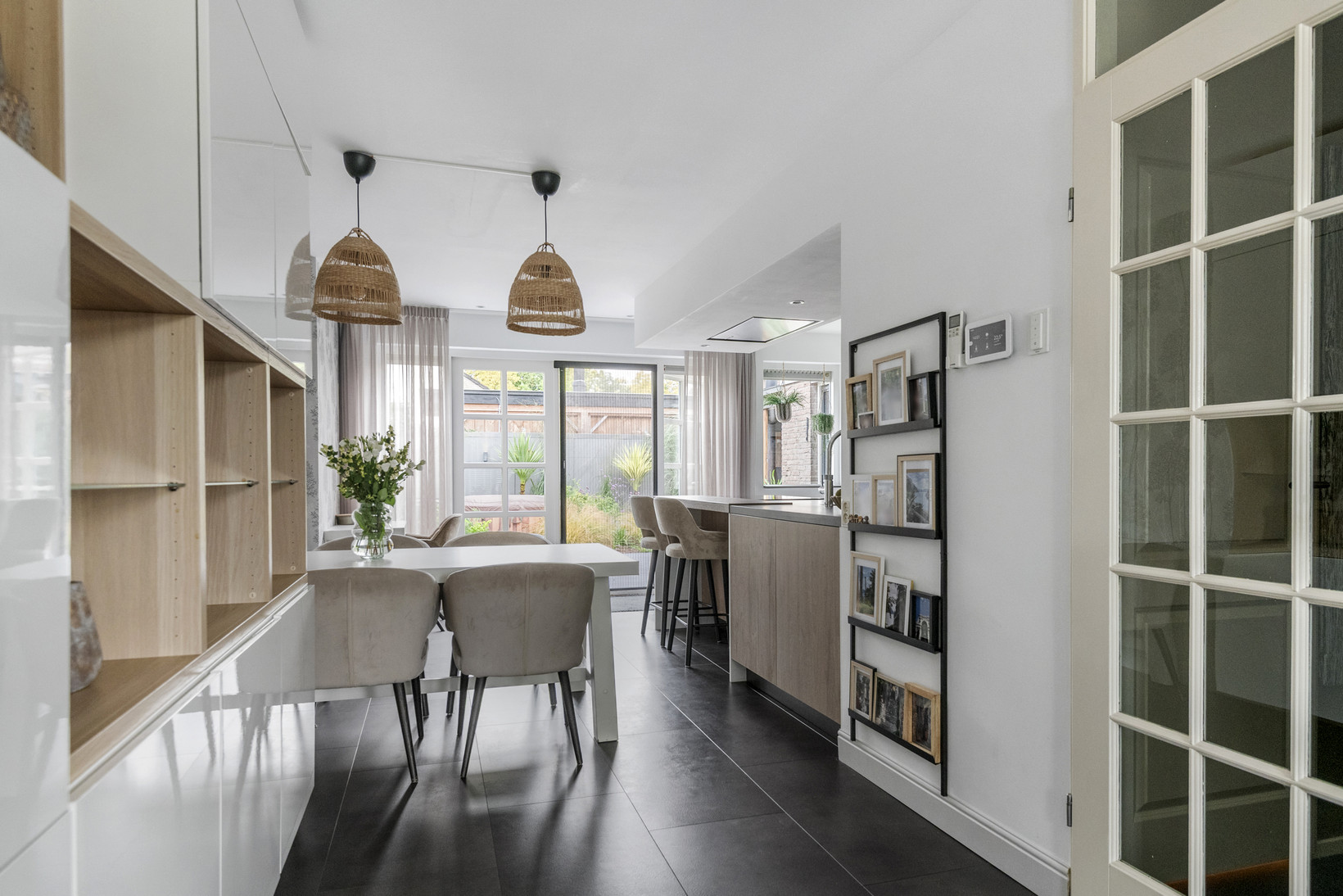 Twee-onder-één-kap te koop: Pietje Baltusstraat 11, Beesd
