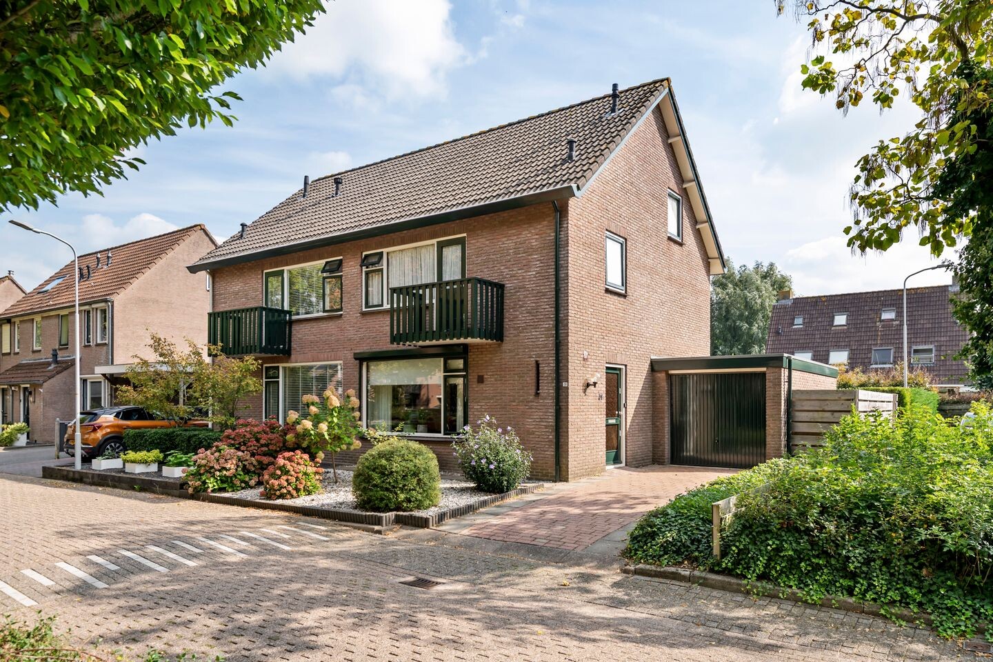 Twee-onder-één-kap te koop: Schoresteynstraat 31, Deil