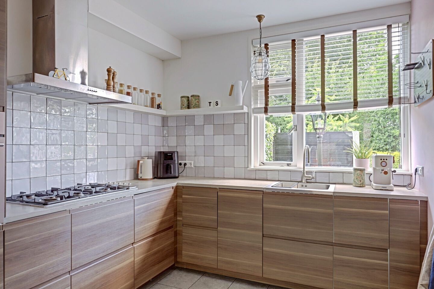 Twee-onder-één-kap te koop: Beemdstraat 25, Deil