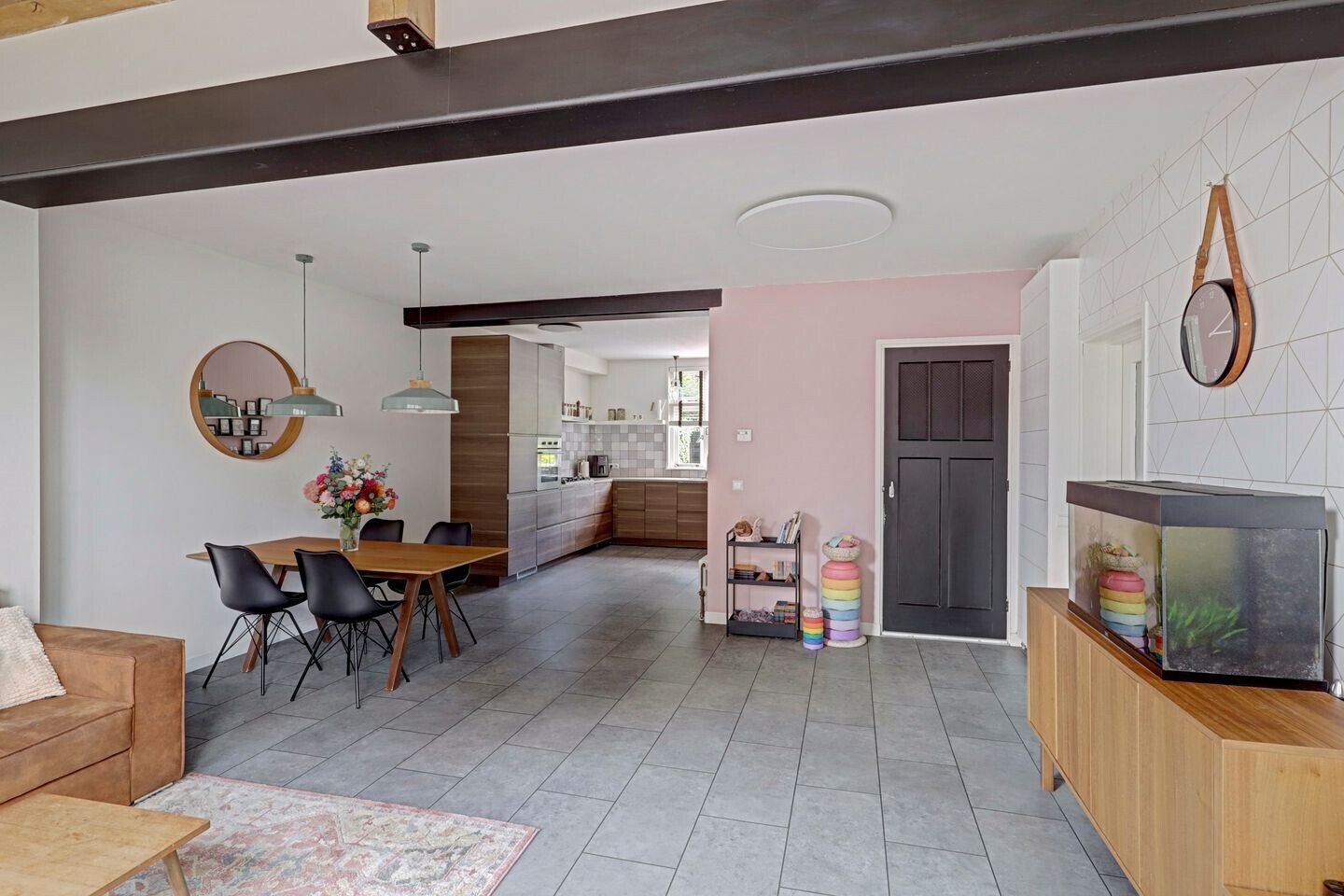 Twee-onder-één-kap te koop: Beemdstraat 25, Deil