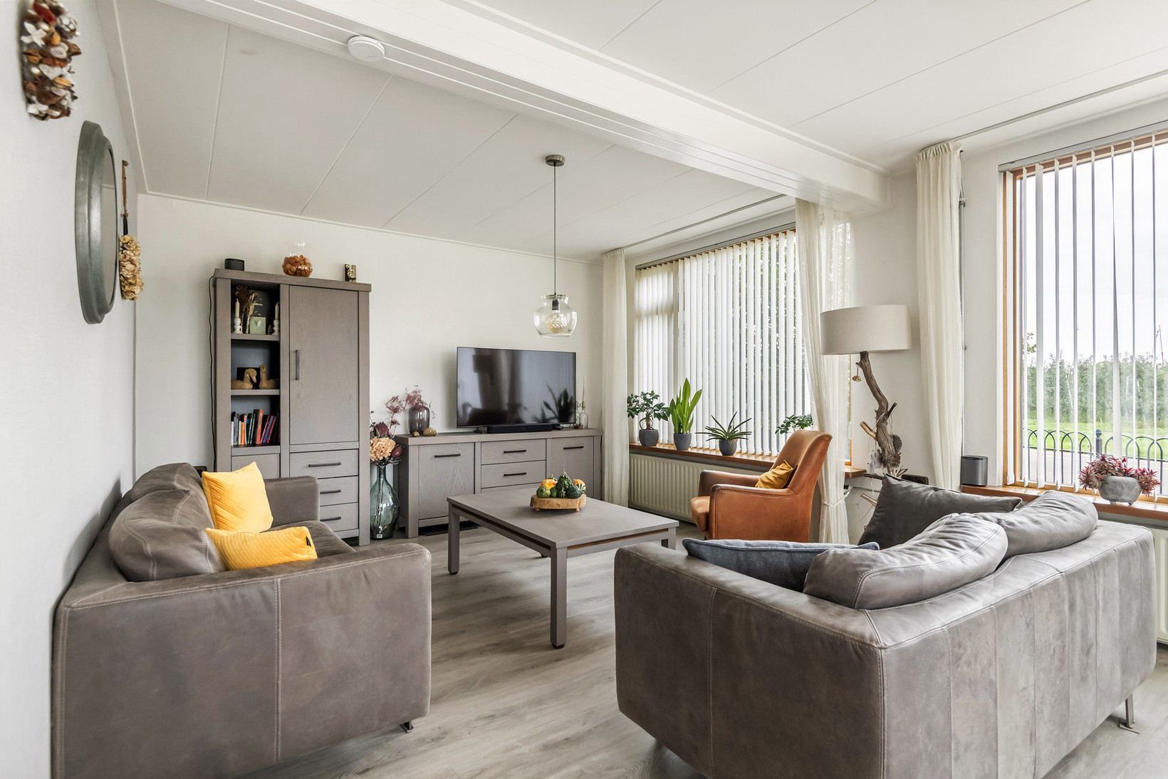 Vrijstaande woning te koop: Zandweg 23, Waardenburg