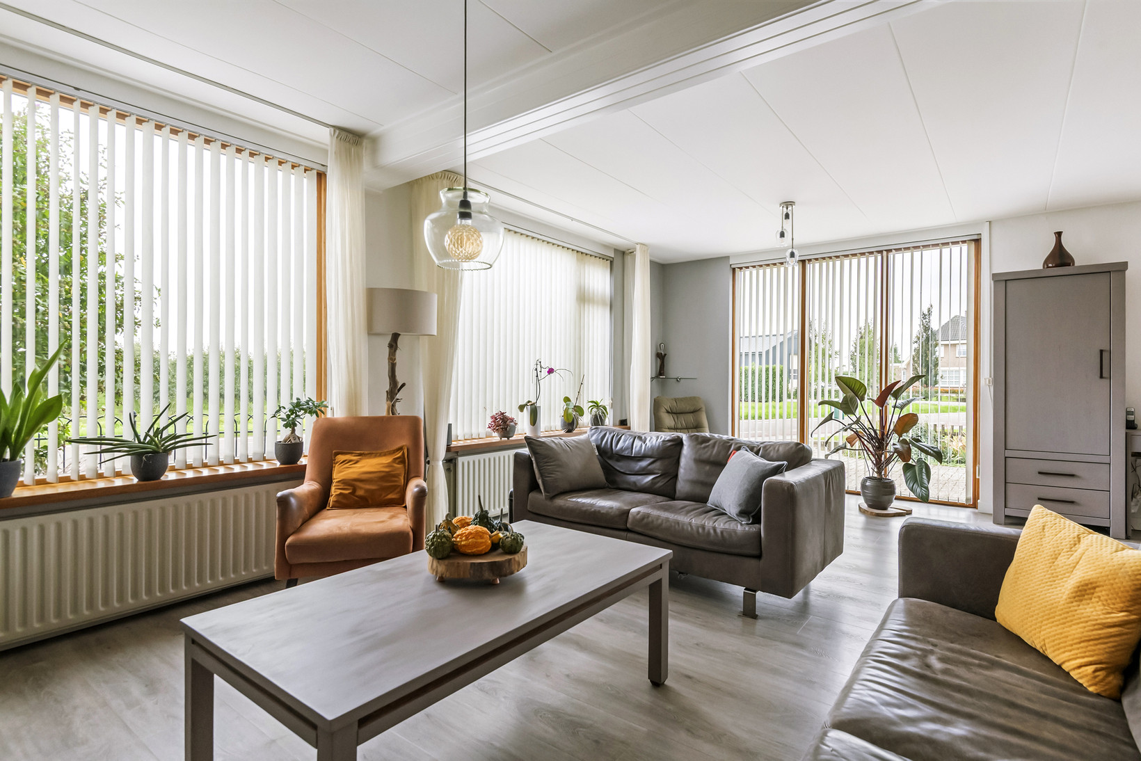 Vrijstaande woning te koop: Zandweg 23, Waardenburg