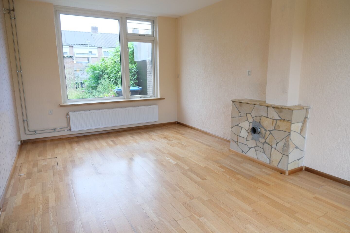 Tussenwoning te koop: Lange Akker 12, Geldermalsen