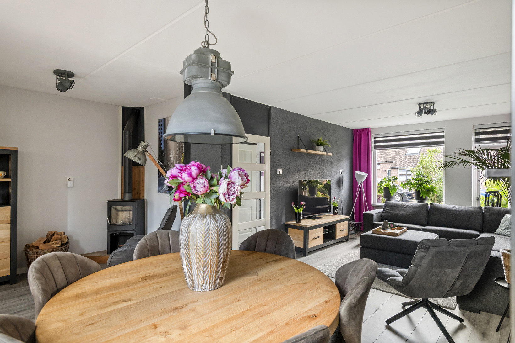 Tussenwoning te koop: Peppelbos 19, Geldermalsen