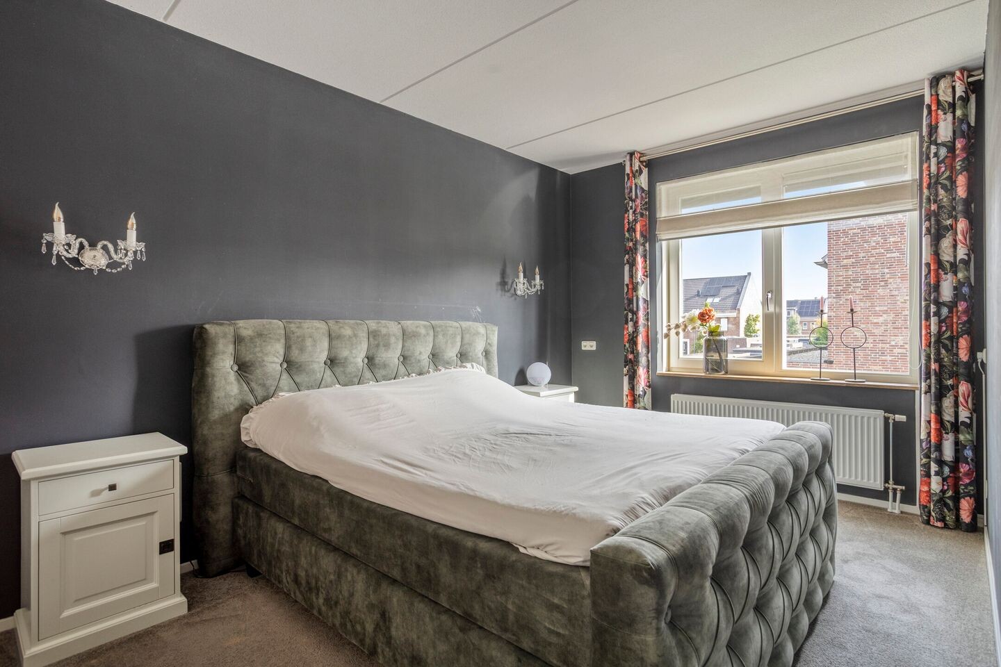 Tussenwoning te koop: De Vesting 2, Meteren