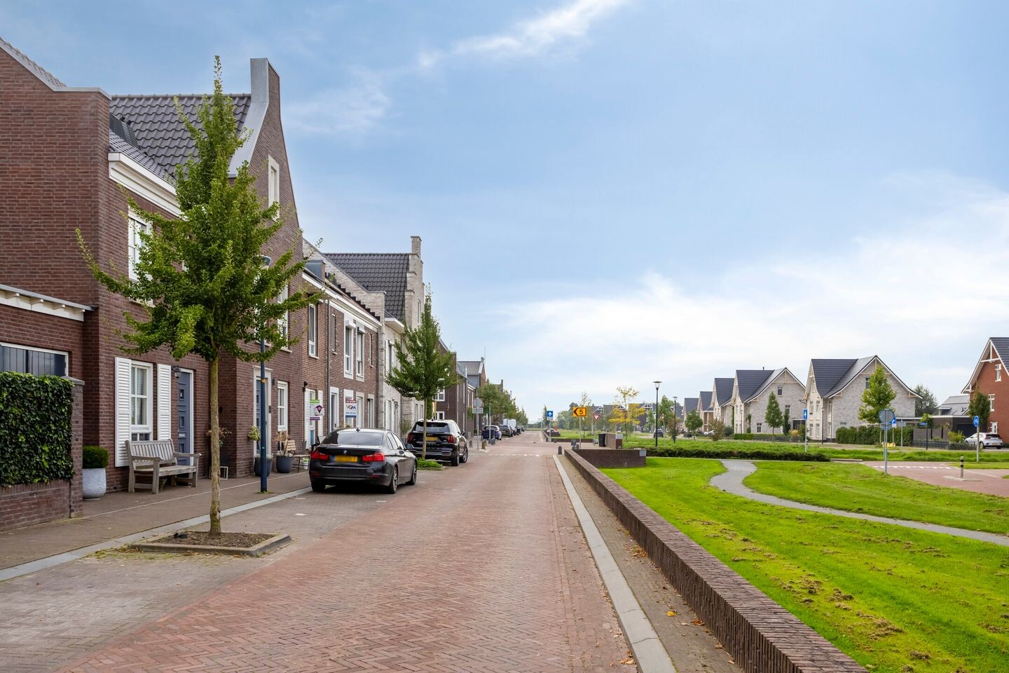 Tussenwoning te koop: De Vesting 2, Meteren