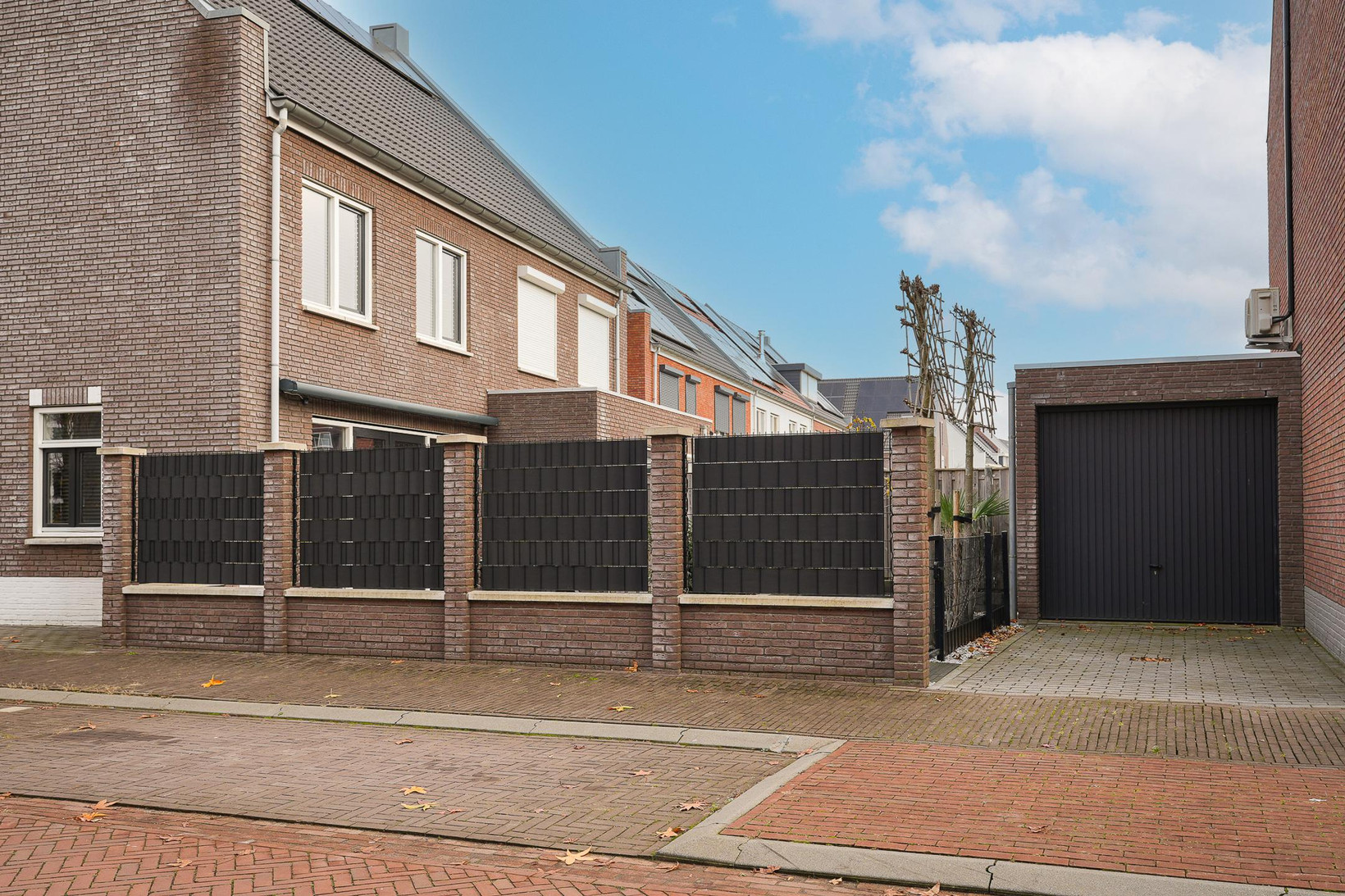 Hoekwoning te koop: De Binnenplaats 10, Meteren