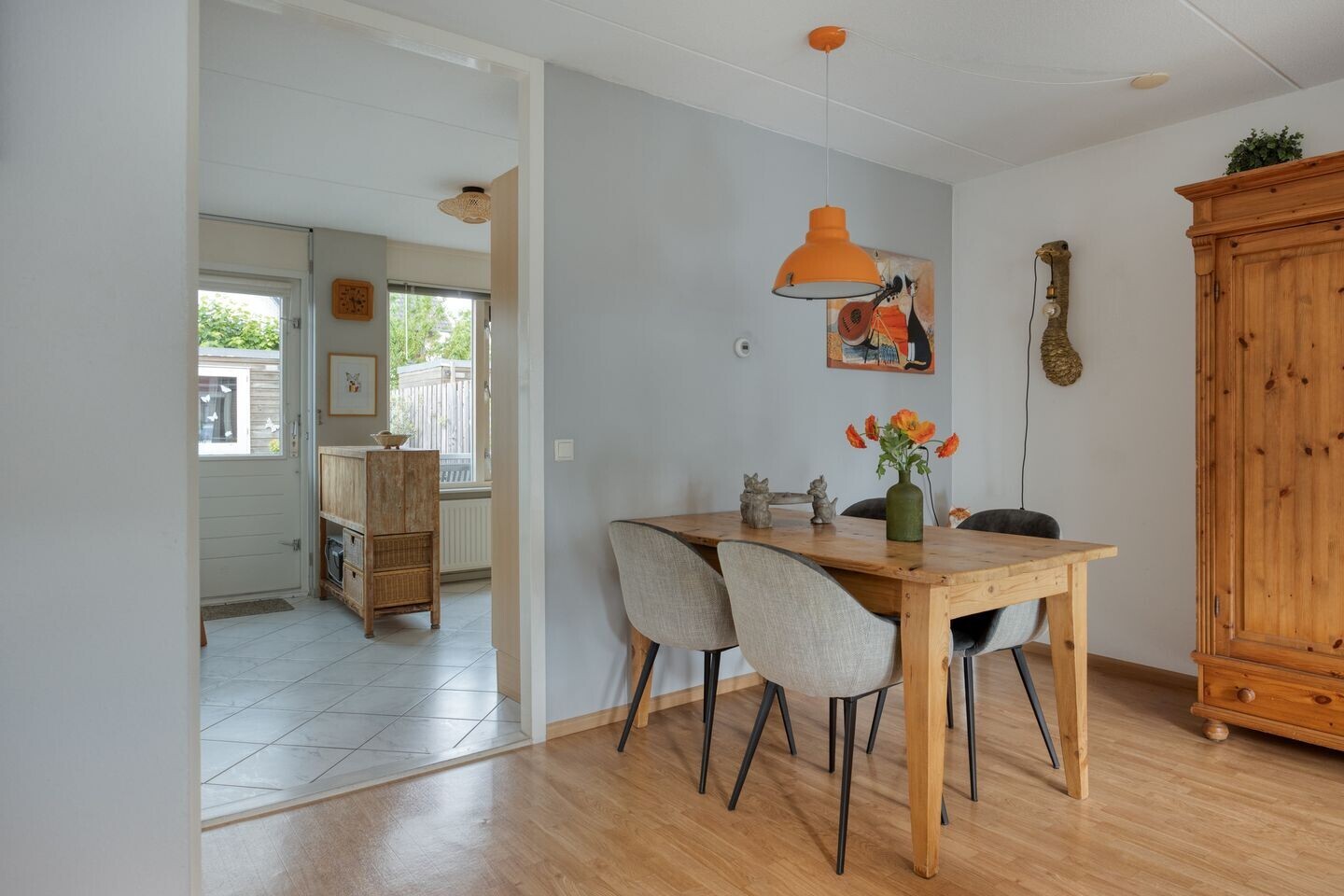 Hoekwoning te koop: S. Abrahamsestraat 37, Meteren