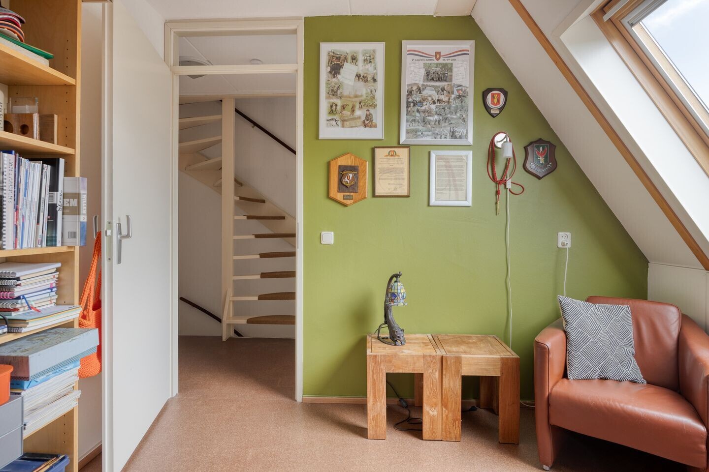 Hoekwoning te koop: S. Abrahamsestraat 37, Meteren
