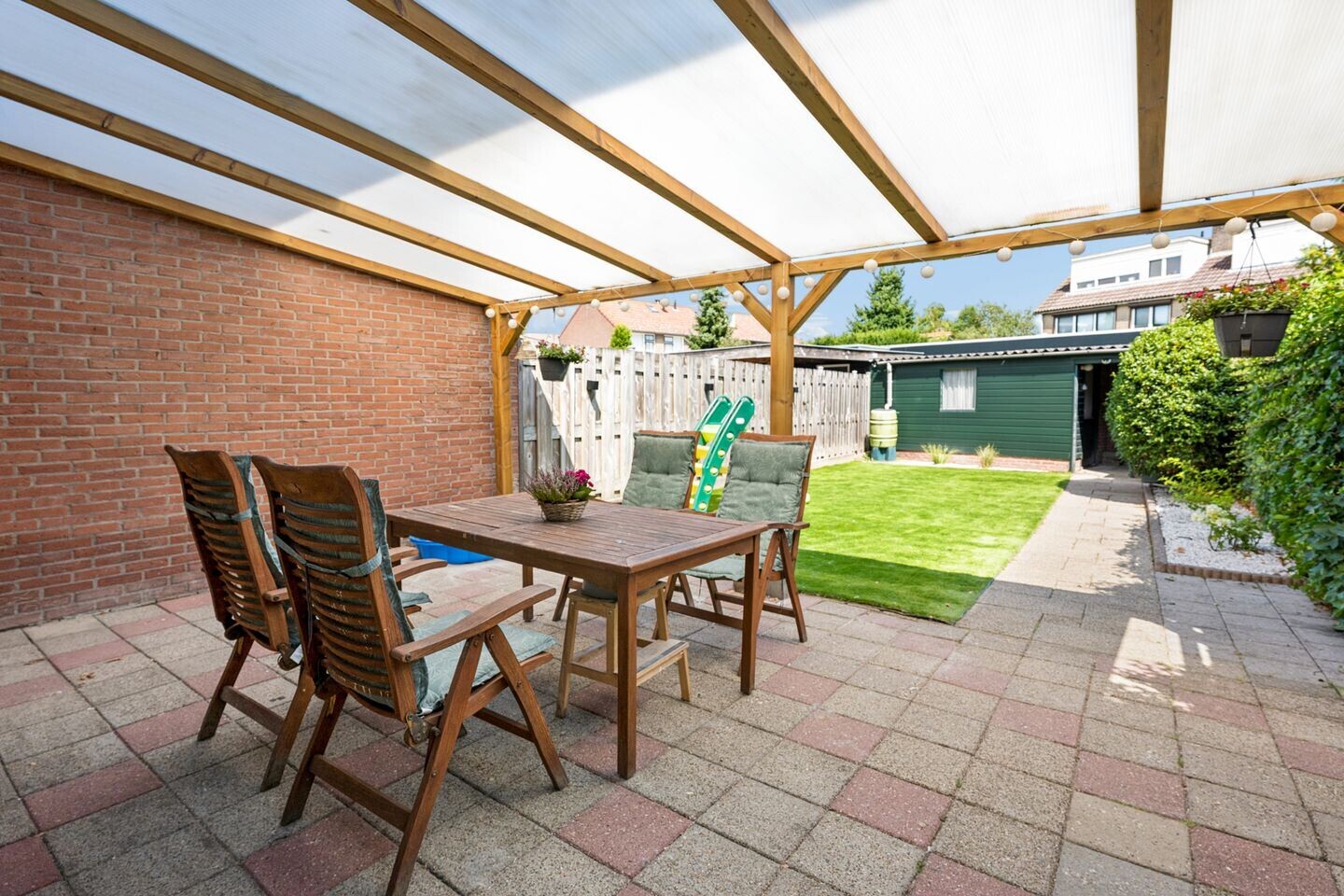 Tussenwoning te koop: Kerklaan 3, Buurmalsen