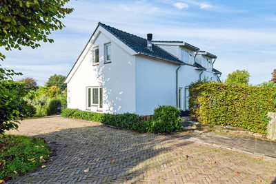 Hucht 8