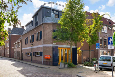 Burgstraat 60