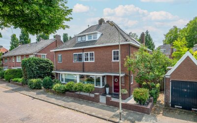 Koningin Emmastraat 65