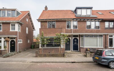 Burg. Gaarlandtstraat 37