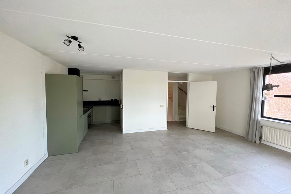 Tussenwoning te koop: Karel V laan 29, Gorinchem